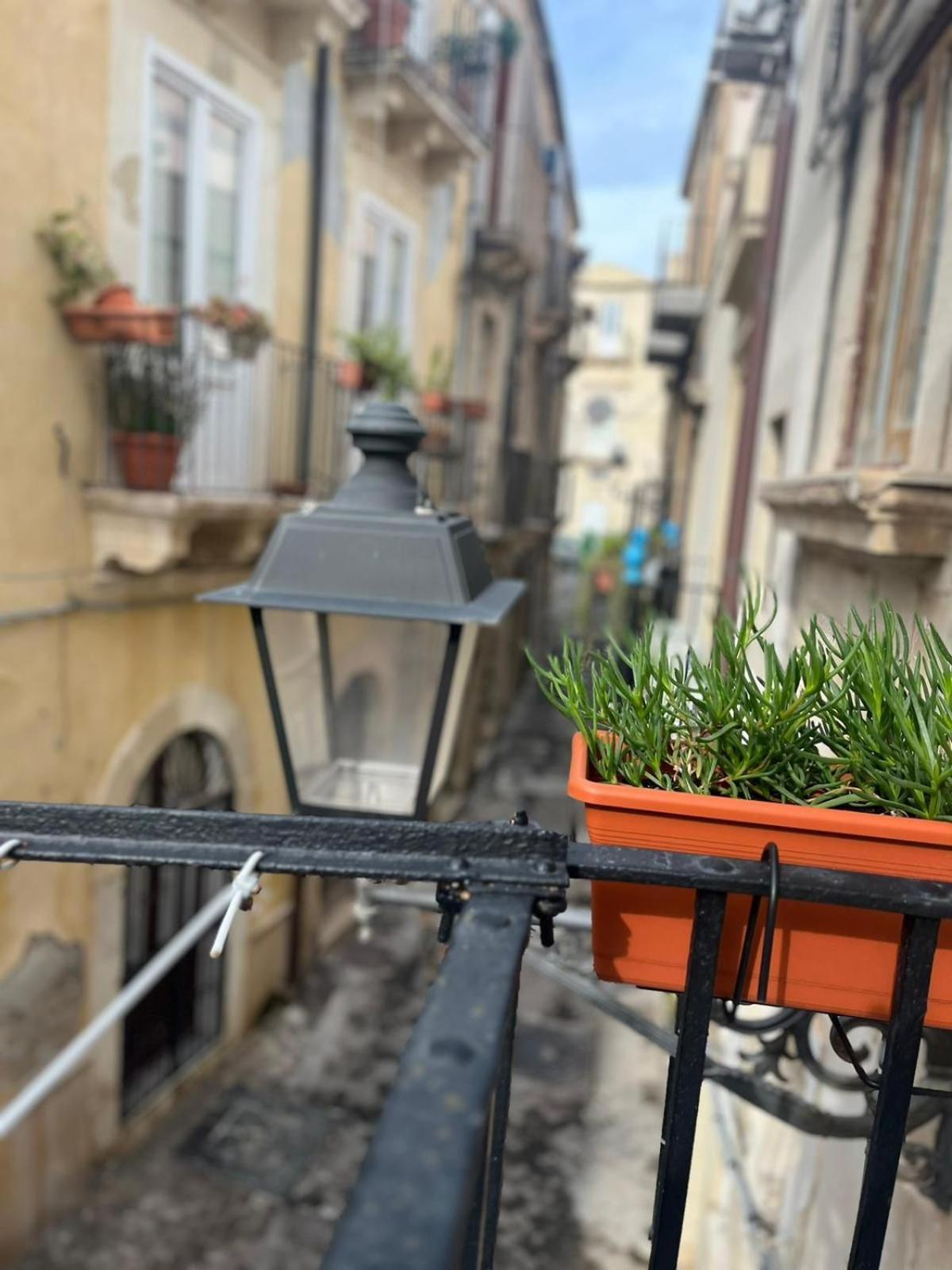 דירות סירקוזה L Ancora Di Ortigia מראה חיצוני תמונה
